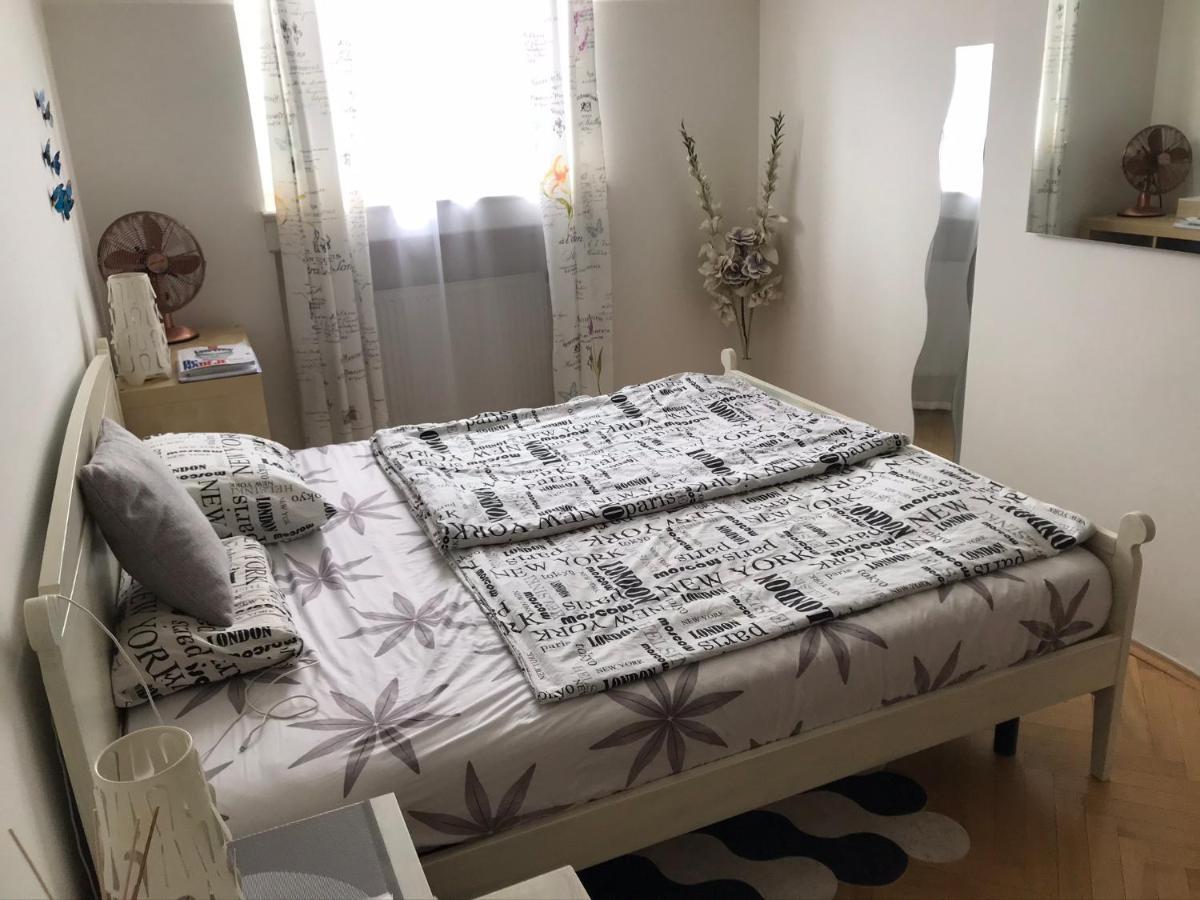 Fantastic Apartment In The City Center Prága Kültér fotó