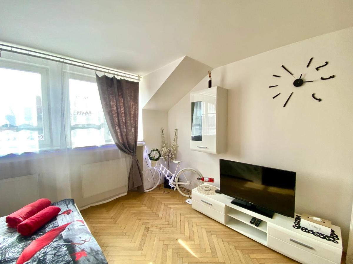 Fantastic Apartment In The City Center Prága Kültér fotó